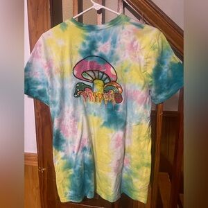 Tie-Dye Trippy Embroidered Mushroom Graphic T Shirt, Men’s M unique casual